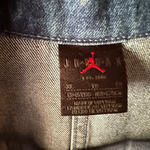 Denim Jordan Flight Heritage Big Kids' Jacket - Picture 8 of 8